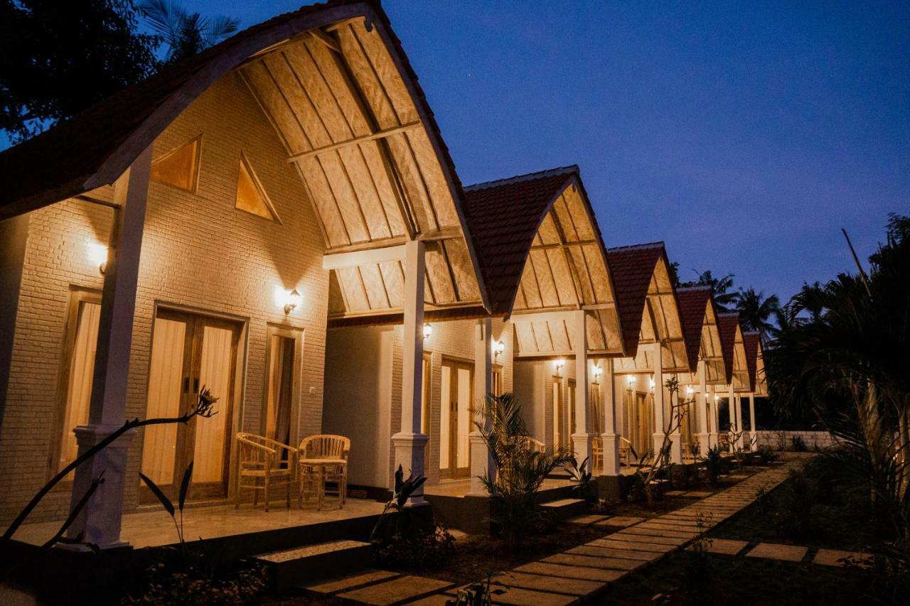 Kayu Kuning Cottage Toyapakeh エクステリア 写真